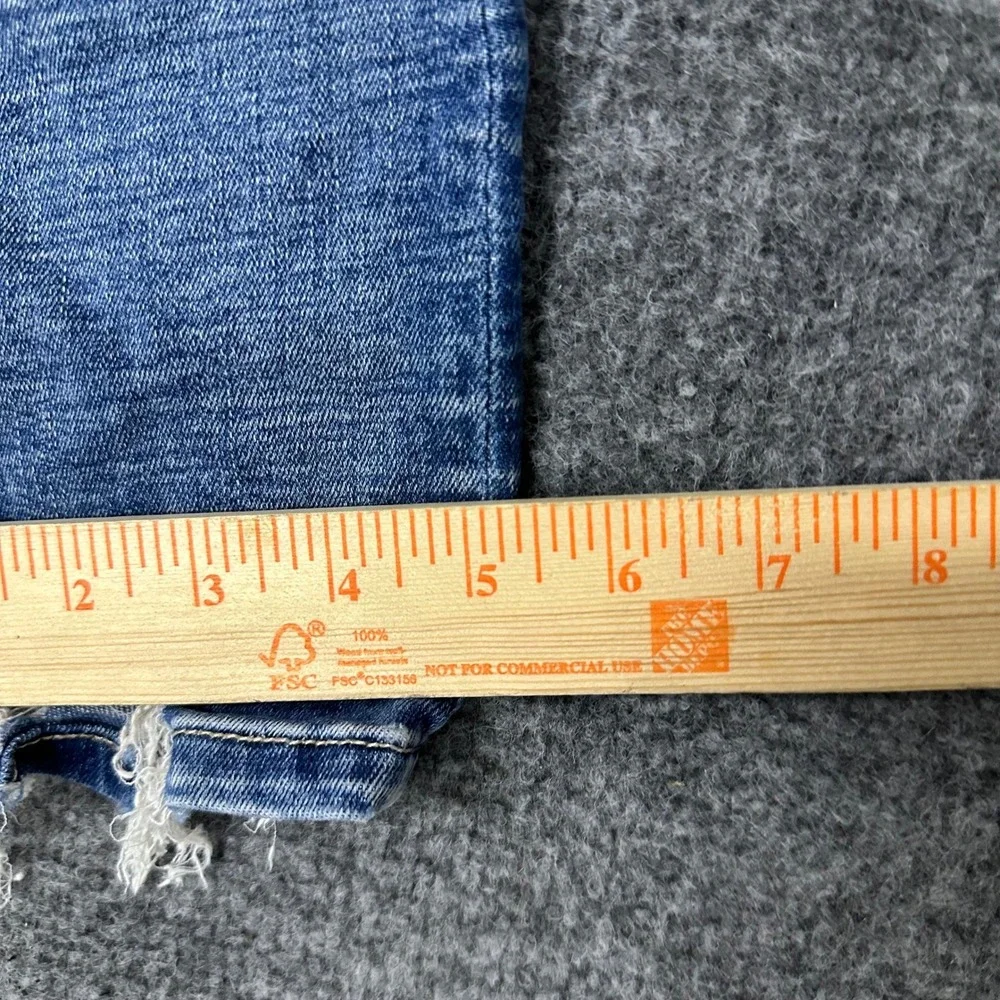 BKE Jeans Womens Size 26 Billie Slim Fit High Rise Distressed Blue Denim Frayed